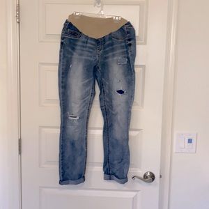 Jessica Simpson maternity jeans